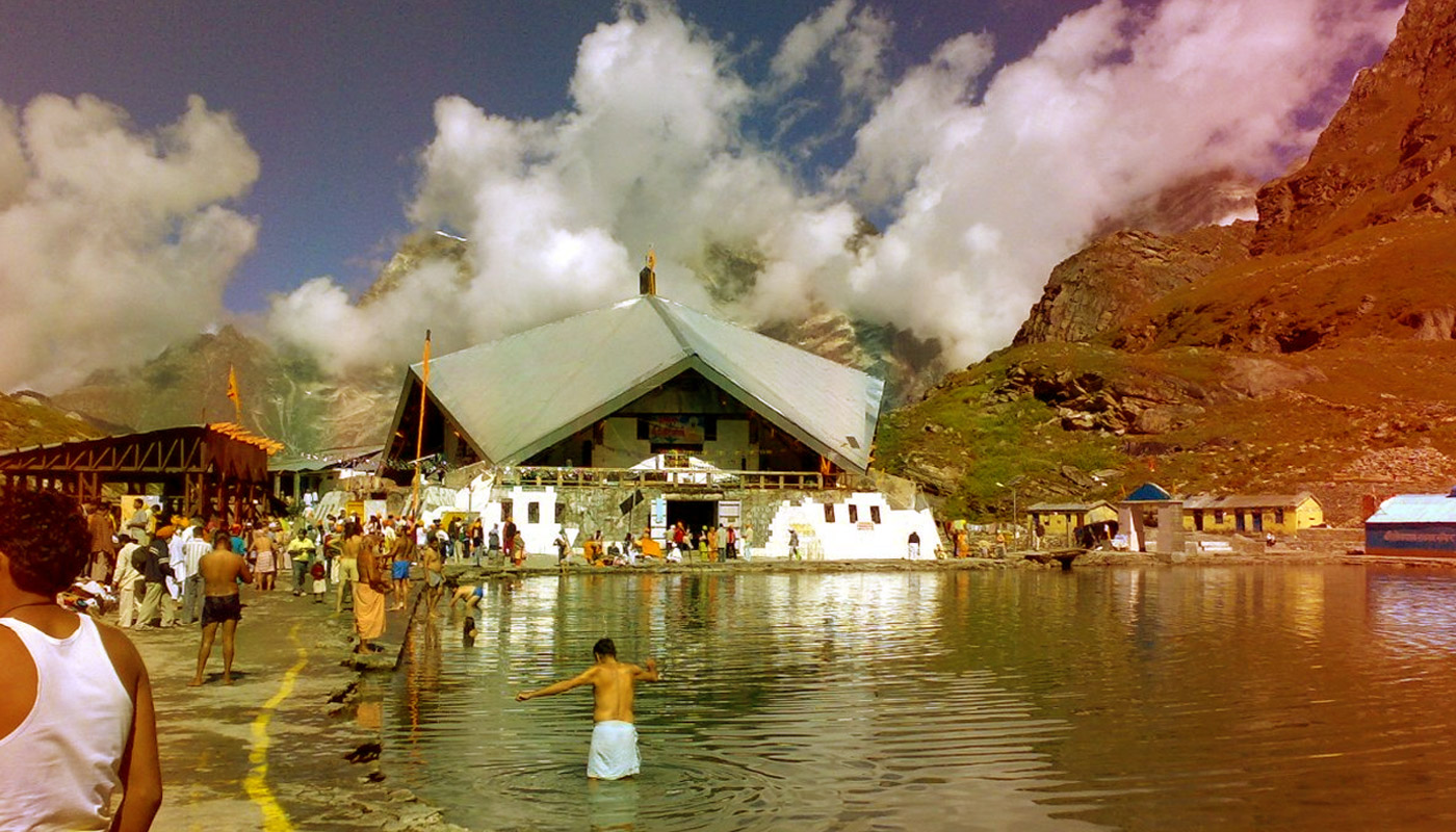 Hemkund Yatra Packages From Rishikesh